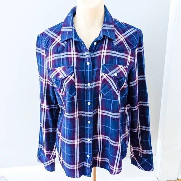 Levi's Blue and Purple Plaid Flannel Button Up Shirt - Picture 1 of 3